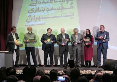 مرادخانی: تلاش کنیم هنر شرق با اسم ایران در ذهن جهانیان ثبت شود / هفتمین دوسالانه ملی مجسمه سازی تهران پایان یافت