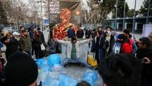 زبالهگردی که به یک نمایش خیابانی پیوست و یک میلیون تومان دستمزد گرفت