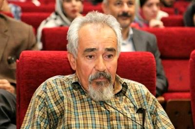 مدیرکل هنرهای نمایشی با ارسال پیامی فقدان پیشکسوت تئاتر ایلام را تسلیت گفت مدیرکل هنرهای نمایشی با ارسال پیامی فقدان پیشکسوت تئاتر ایلام را تسلیت گفت